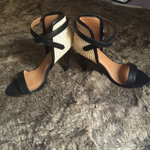 Women's sandal heels - Picture 4 of 4
